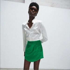 Zara Satin Mini Skirt XS Green NWT Blogger Favourite Curvy Hem